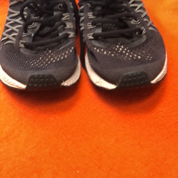 Nike tennis shoes - Picture 7 of 7